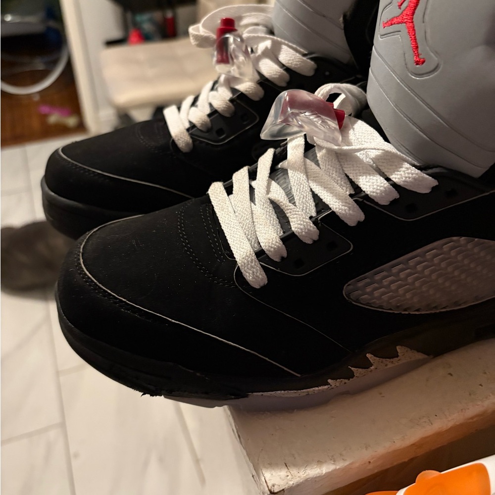 Jordan Black and Gray Men's Shoes - Picture 3 of 4